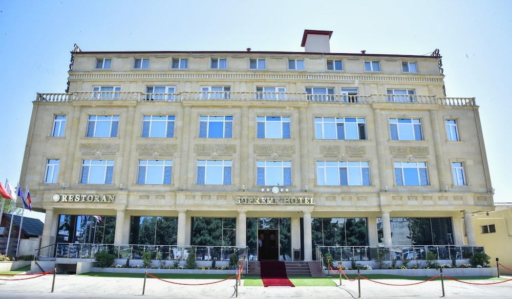 Supreme Hotel Baku Exteriör bild
